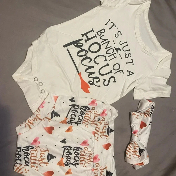 New Hocus Pocus 3 Piece Outfit - Picture 2 of 5